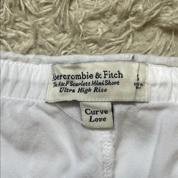 Abercrombie Scarlett Mini Skort - Picture 2 of 3